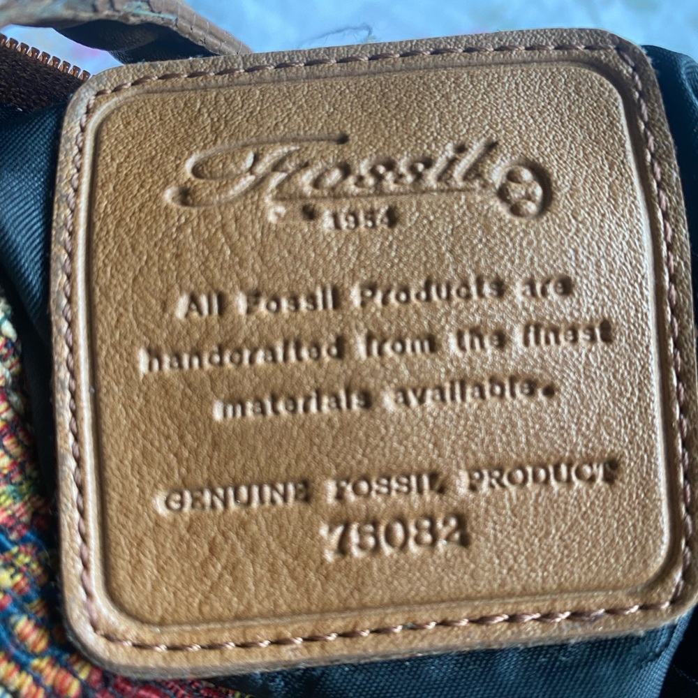 Fossil Tapestry Shoulder Bag in Brown, Red, Green - Picture 3 of 5